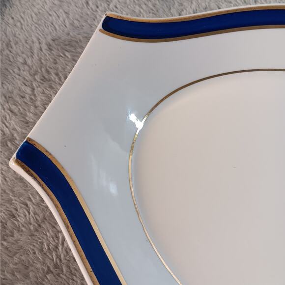 Paul McCobb Jackson China Oval Restaurant Style Plate White w/ Blue & Gold Trim - Picture 2 of 7